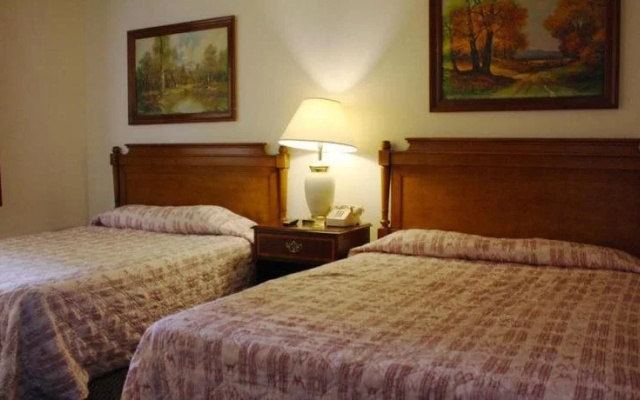Cambridge Inn Motor Lodge