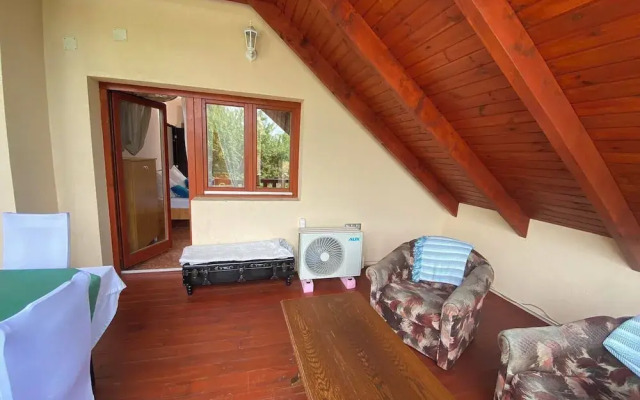 Nora Guesthouse Bed and Breakfast