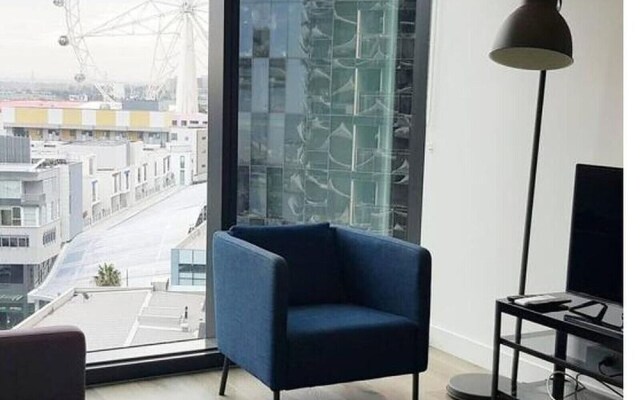 Docklands Waterfront 1006PR 2 Bed Free Wifi