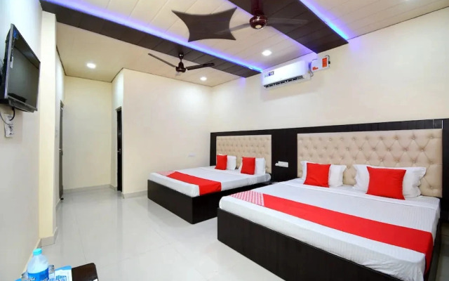 Aashiaana Guest House by OYO Rooms
