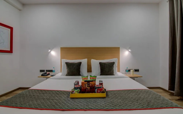 OYO Townhouse 040 Global Village Tech Park