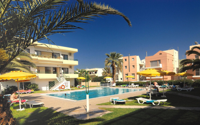 Anita ApartHotel