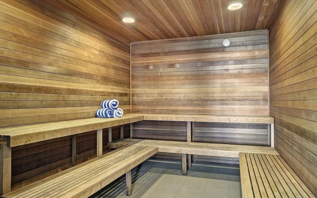 One Ski Hill Place S8103