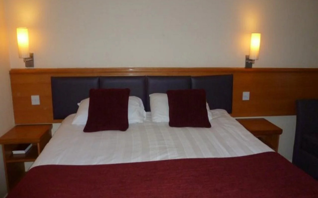 Premier Inn Haydock Park/M6 J23