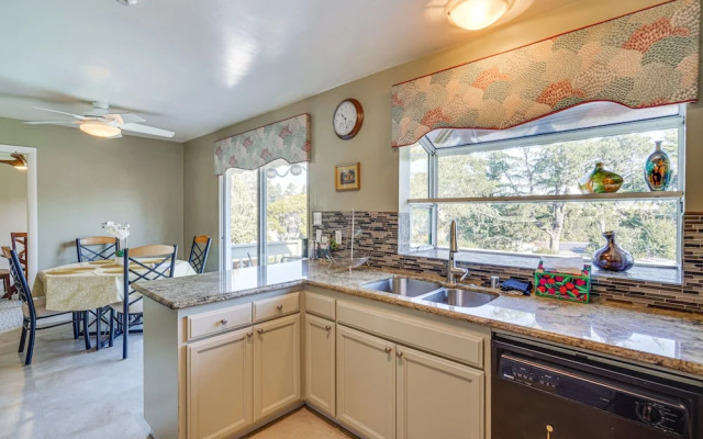 Castro Valley Home w/ Private Deck!