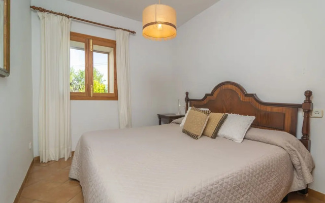 Can Pilos in Inca With 3 Bedrooms and 2 Bathrooms
