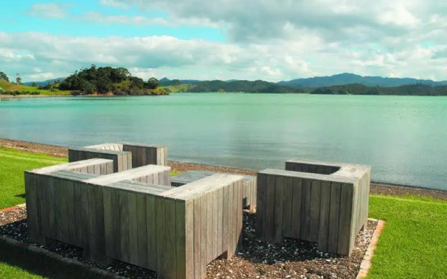 Pawhaoa Bay Villas