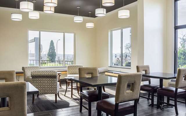 Quality Inn & Suites Clackamas – Portland