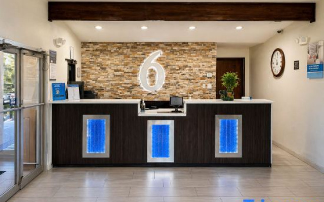 Studio 6 Suites – Mesquite, TX – Gross Rd.