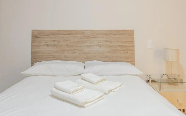 Mirante de Bombas, Apto a 5 minutos da Praia P1001