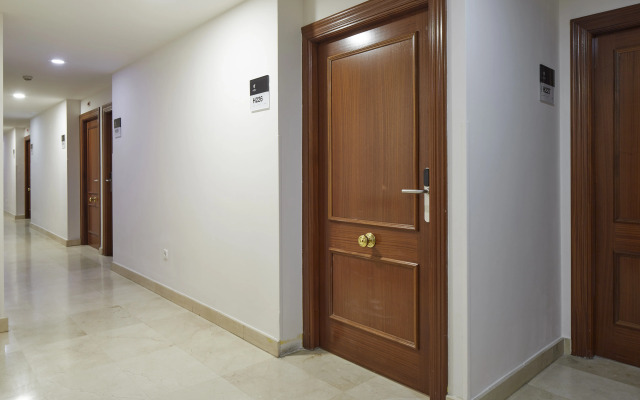 Iraipe Logroño Hotel