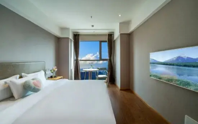 Qiyu Hotel (Chongqing Finance School Halo Shopping Park)