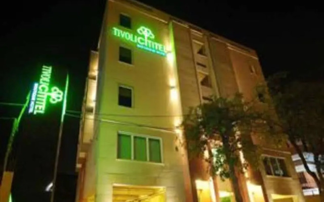 OYO Townhouse 015 Lajpat Nagar