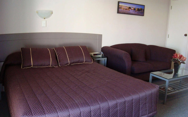 Aywon Motel