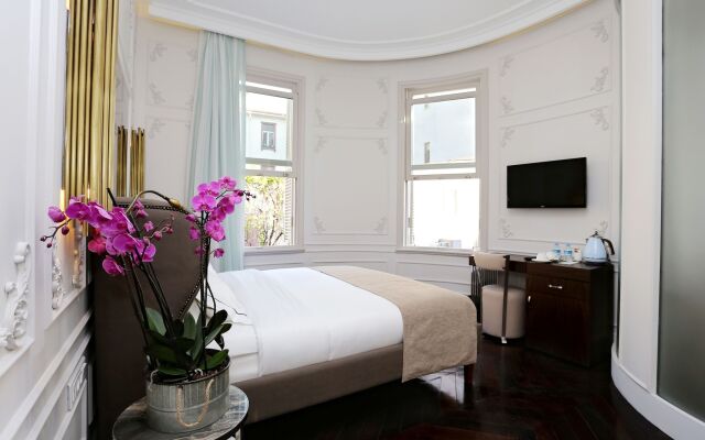 Fuga Hotel Constantinidis