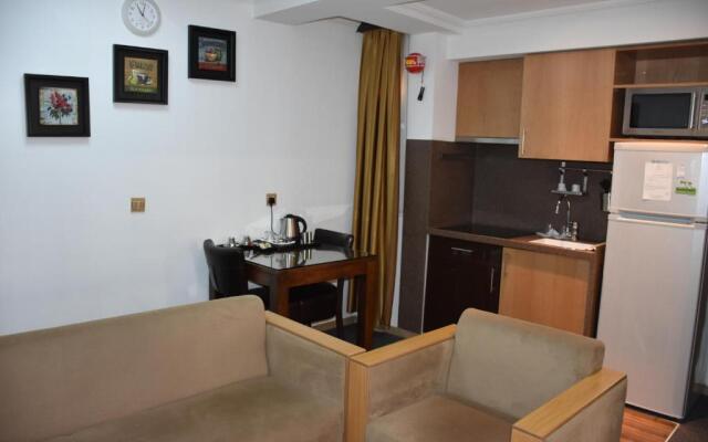Hayali Suites Hotel