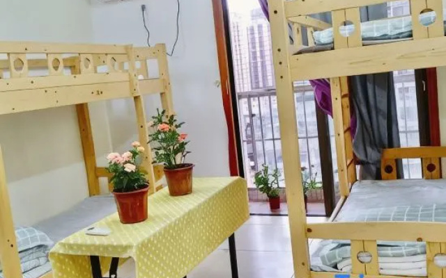 Nanning Rushe Homestay Hotel