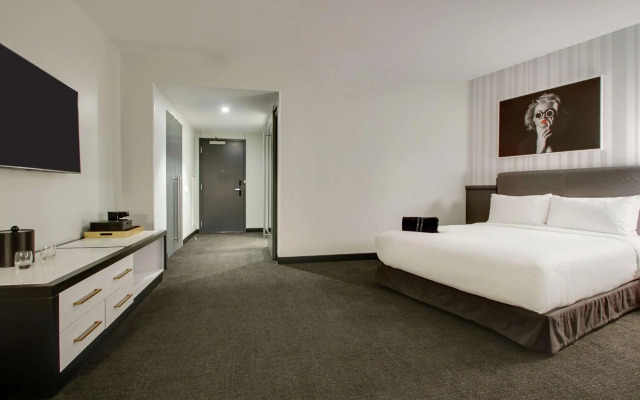 The Rose Hotel Chicago O’Hare, Tapestry Collection by Hilton
