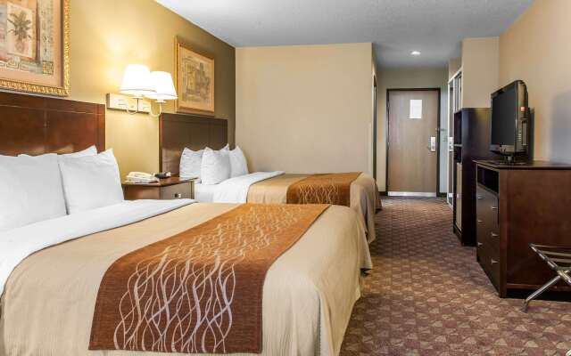 Quality Inn Defiance