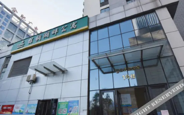 Palm Lake Serviced apartment