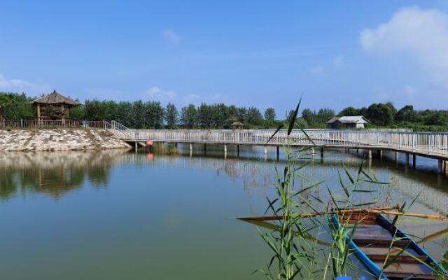 Dragon Bay Peninsula Resort Liangzi Lake Wuhan