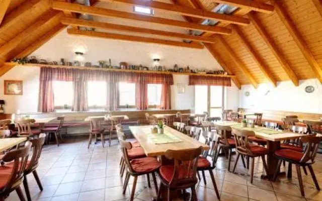 Vinotel Heinz J. Schwab