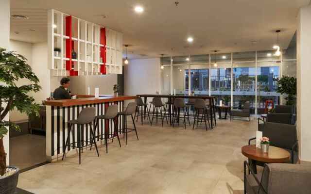 HI Hotel Senen