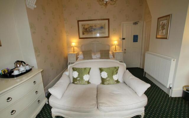 Rylstone Manor