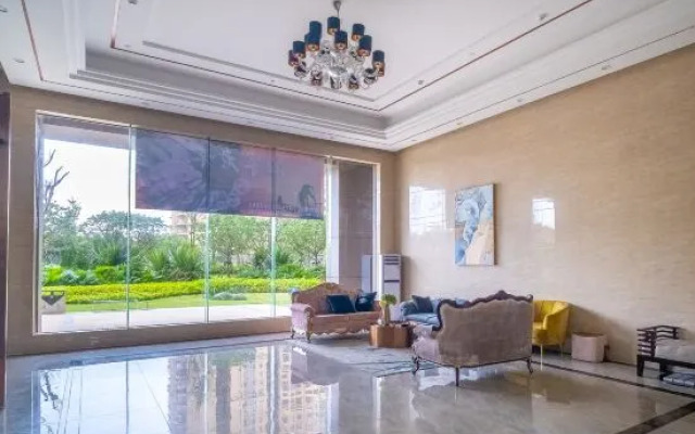 Huidong Shuangyuewan Xindi Donghai Holiday Apartment