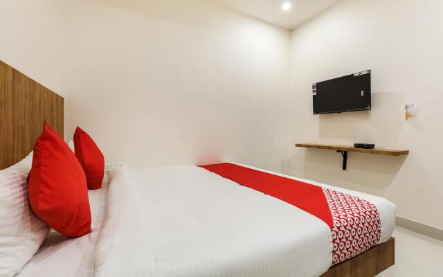 OYO 70473 Hotel Sunshine Regency