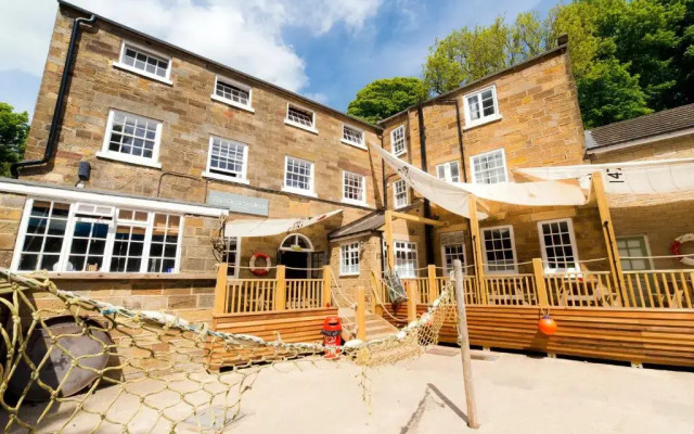 YHA Boggle Hole - Hostel