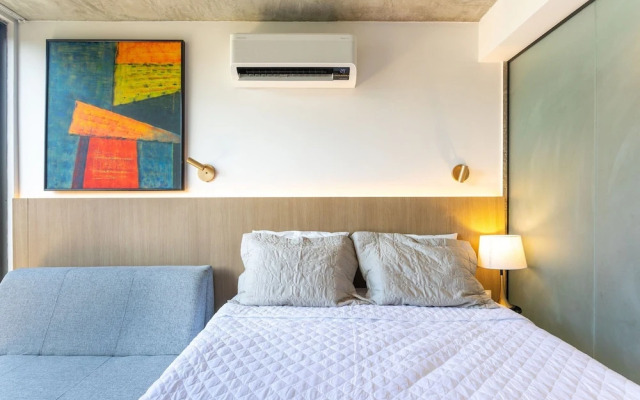 Setai Yacht By Day by Day