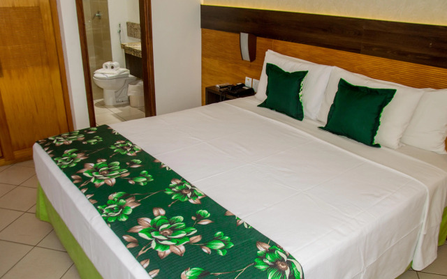 Quality Hotel And Suites Natal
