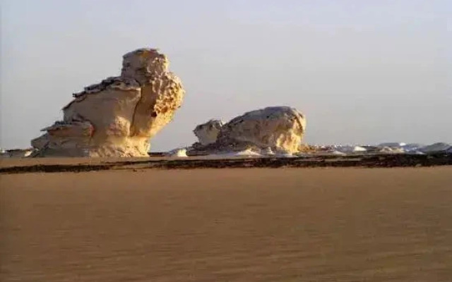 Sandrose Baharia Hotel