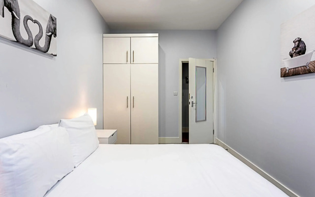 Modern Clapham Apartment