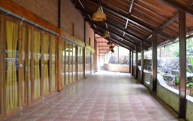 Hills Joglo Villa