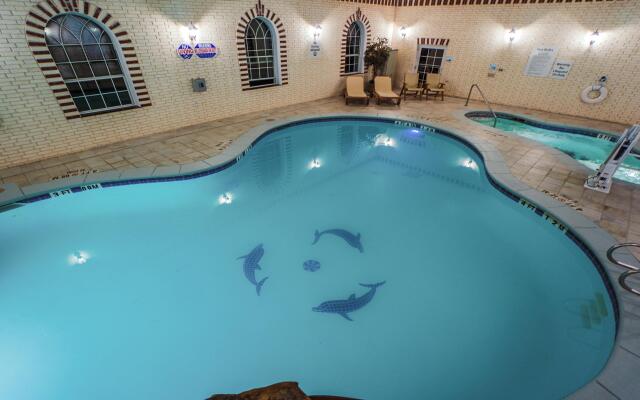 Holiday Inn Express & Suites Pampa by IHG