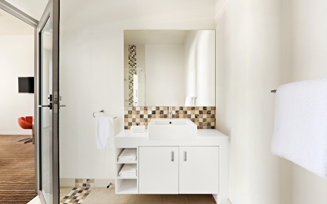 Mantra Charles Hotel Launceston