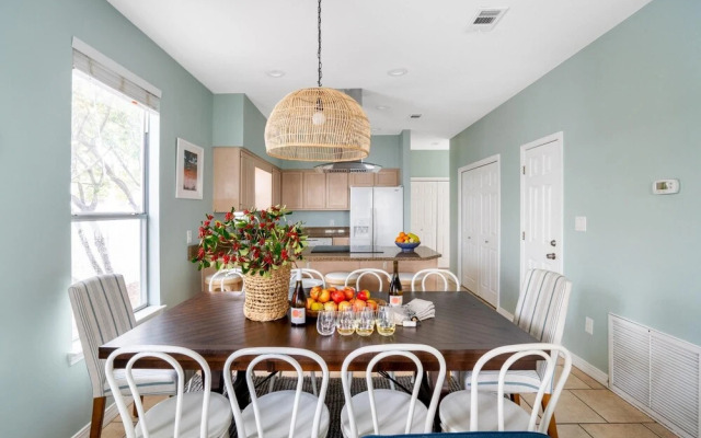 Matthew Blvd - Marina