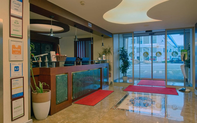 Airport Global Hotel, Olive INN