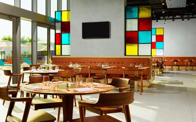 Aloft Palm Jumeirah Hotel