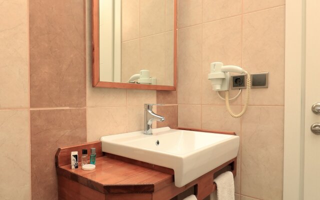 Aypart Otel