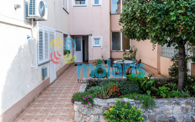 Apartment Bor
