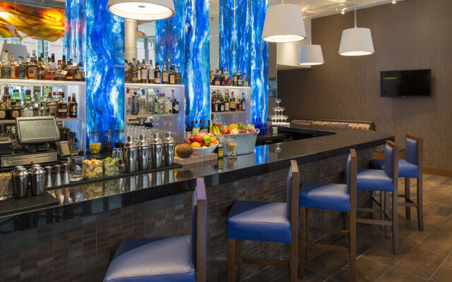 Hyatt Place Portland Downtown - Old Port Square