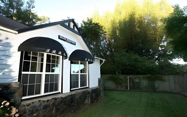 Featherbed Railroad B&B Resort