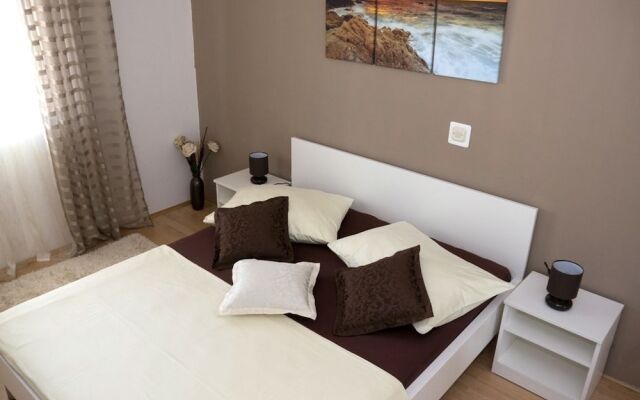 Apartments Pavlinovic