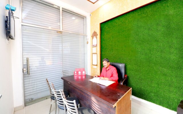 Hotel Pushp Vatika by OYO Rooms