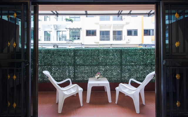 The SR Residence