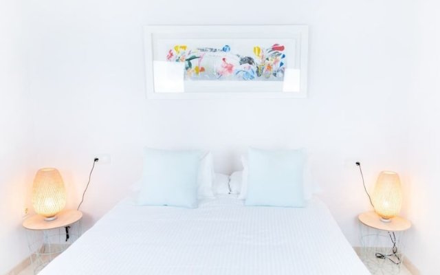 Apartmento 2º Izq. · Hispalis Casa Palacio Apartments