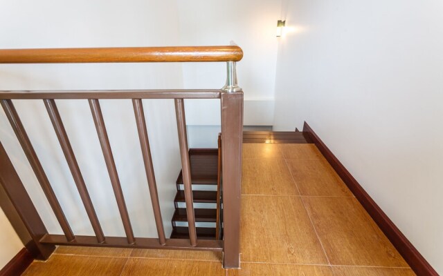 AP Grand Residence by Lofty